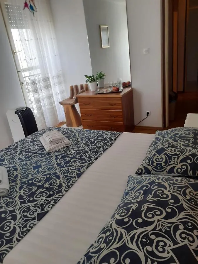 ספליט Beautiful Room With See View