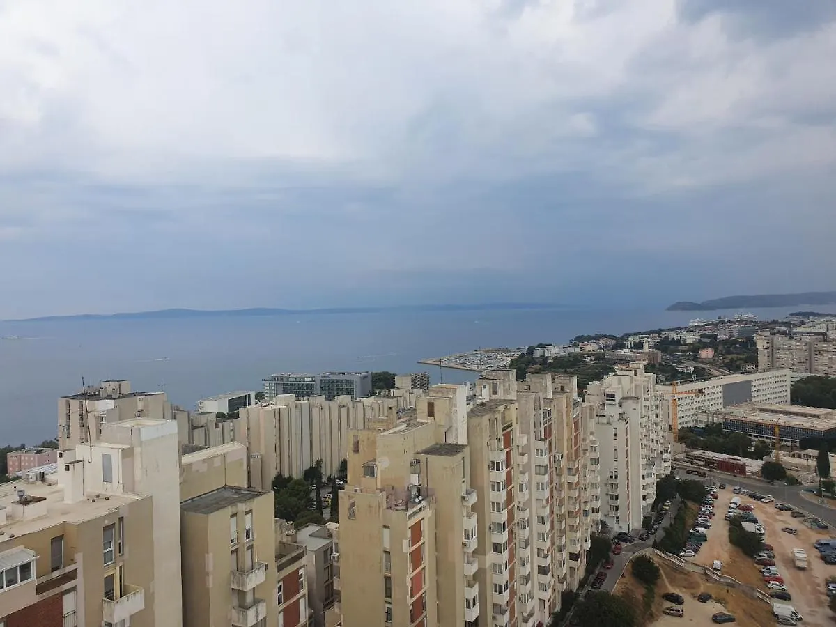 ספליט Beautiful Room With See View קרואטיה